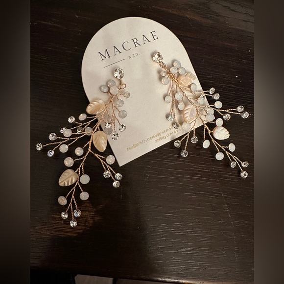 Hobo Wedding Earrings Leaf Bridal Earrings Champagne Gold - Picture 7 of 7